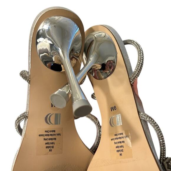 D’Amelio Footwear Dalilah Silver Rhinestone Ankle Strap Sandal Women's 9 NEW - Picture 6 of 7